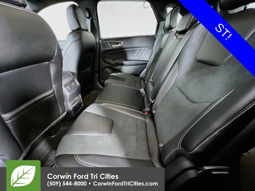 Used 2022 Ford Edge ST AWD/4WD image 27