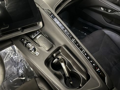 Used 2020 Chevrolet Corvette Stingray Preferred Conv w/ 2LT Preferred Equipment Group RWD image 16