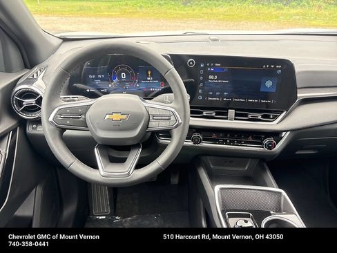 New 2027 Chevrolet Equinox LT AWD/4WD image 16