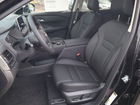 New 2026 Nissan Rogue SV image 19