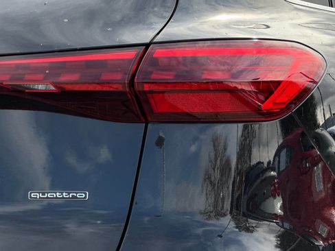 New 2025 Audi Q5 Premium image 24