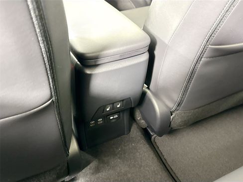 New 2026 Toyota Prius Plug-In Hybrid image 42