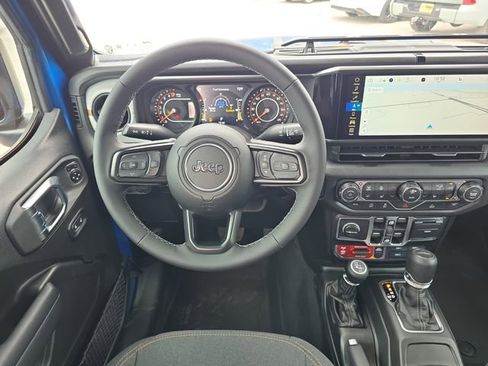 New 2026 Jeep Gladiator Willys AWD/4WD image 10