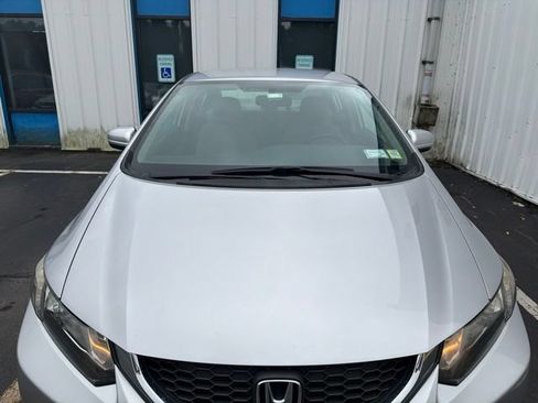 Used 2015 Honda Civic LX image 3