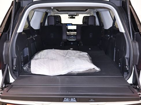 New 2026 Ford Expedition Max Platinum w/ Platinum Ultimate Package AWD/4WD image 41