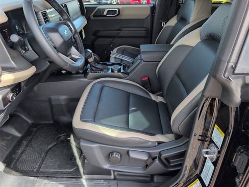 New 2025 Ford Bronco Big Bend w/ Black Diamond Package image 13