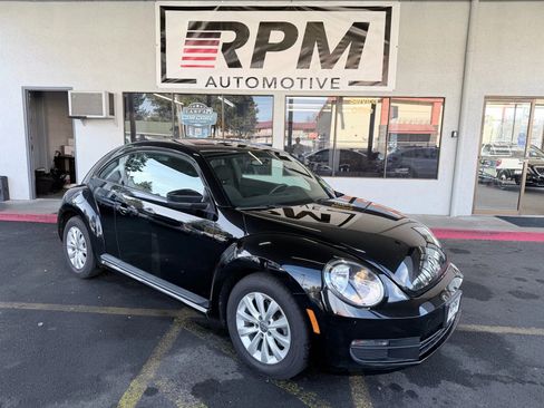 Used 2013 Volkswagen Beetle 2.5 image 1