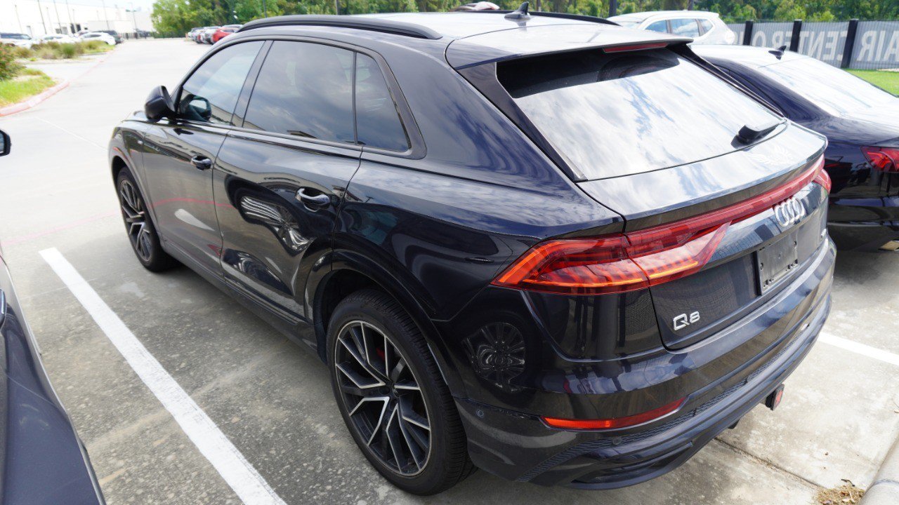 Used 2019 Audi Q8 Prestige w/ Year 1 Package AWD/4WD image 9