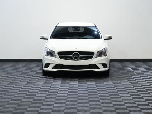 Used 2015 Mercedes-Benz CLA 250 image 4