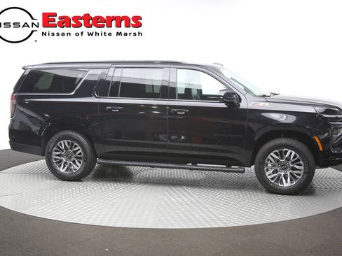 Used 2025 Chevrolet Suburban Z71 AWD/4WD image 50