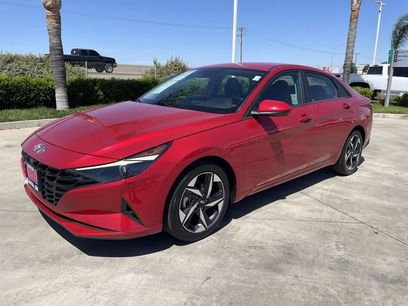 Used 2023 Hyundai Elantra SEL w/ Convenience Package