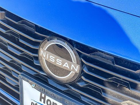 Used 2024 Nissan Sentra SV FWD image 10