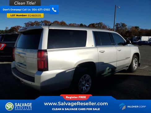 Used 2019 Chevrolet Suburban LT image 4