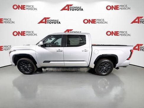 Used 2024 Toyota Tundra Platinum AWD/4WD image 4