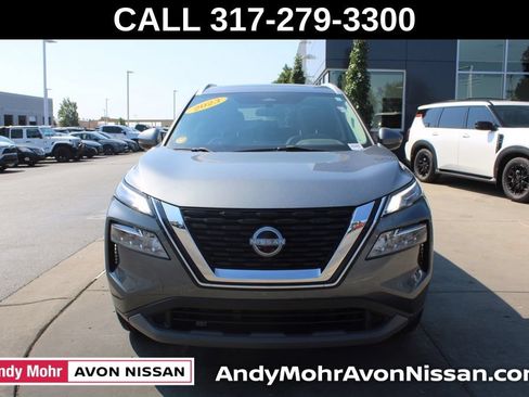 Used 2023 Nissan Rogue SV w/ SV Premium Package AWD/4WD image 2