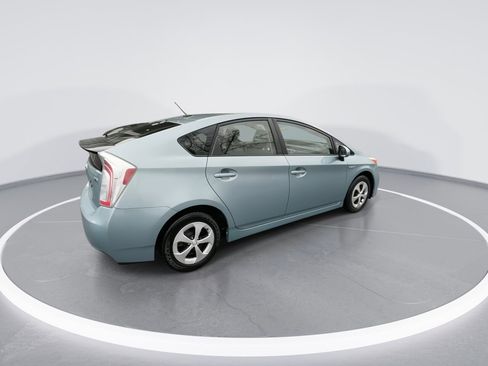Used 2014 Toyota Prius Three image 19