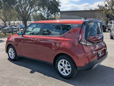 Used 2023 Kia Soul LX w/ Option Group 015 image 5