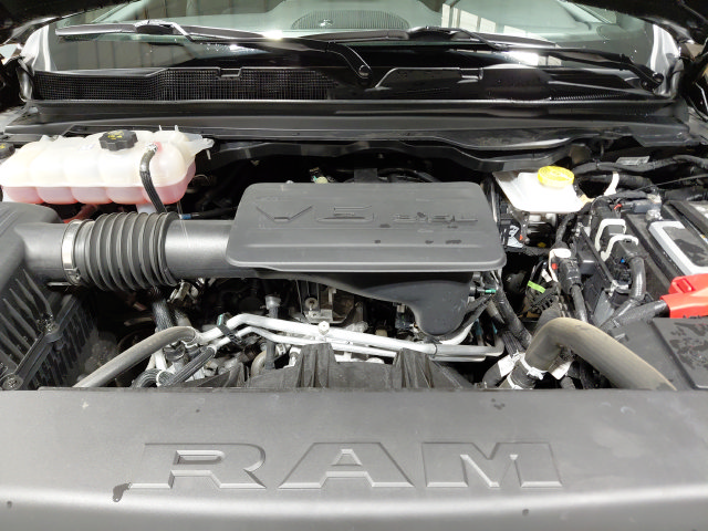 Used 2025 RAM 1500 Big Horn AWD/4WD image 17