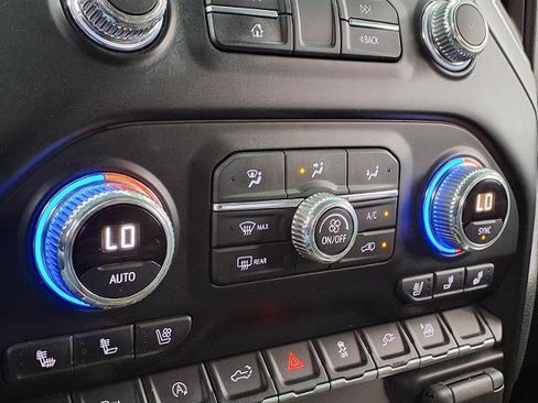 Used 2021 GMC Sierra 1500 SLT RWD image 7