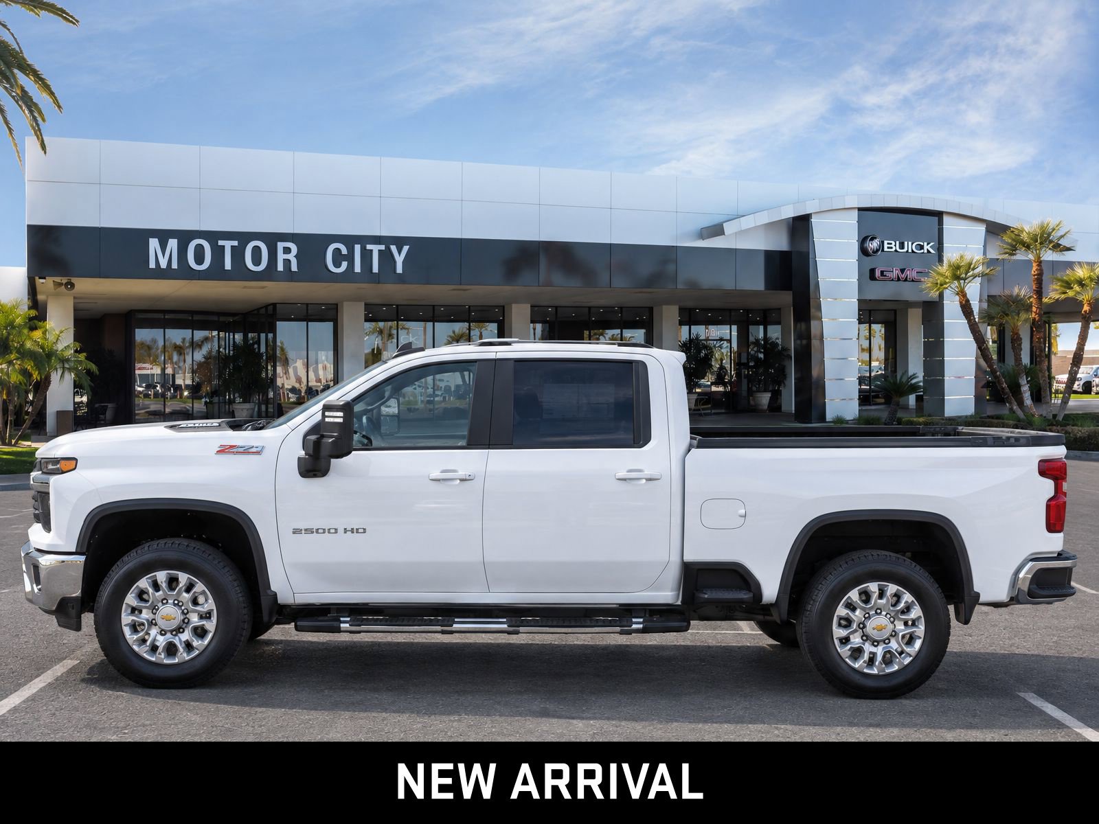 Certified 2024 Chevrolet Silverado 2500 LT AWD/4WD image 6