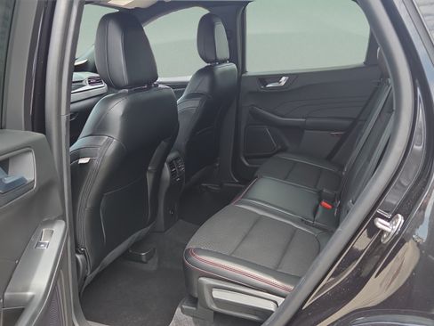 Used 2023 Ford Escape ST-Line w/ Tech Pack #1 FWD image 11