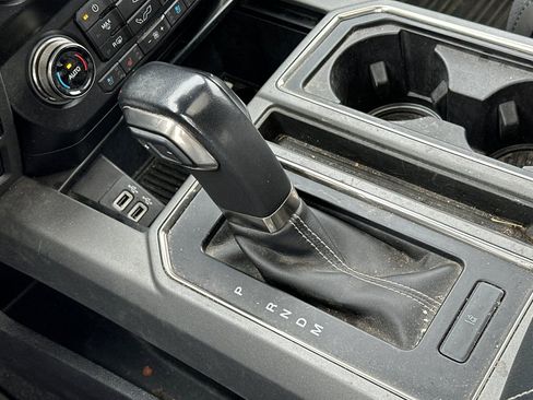 Used 2019 Ford F150 Raptor w/ Equipment Group 802A Luxury AWD/4WD image 20