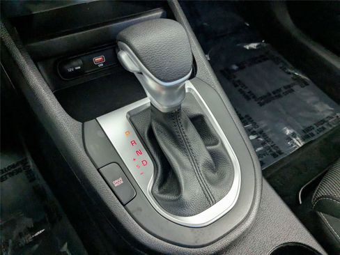 Used 2024 Kia Forte LXS w/ LXS Technology Package FWD image 25