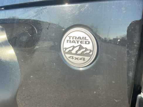 Used 2018 Jeep Wrangler Unlimited Sport S image 18