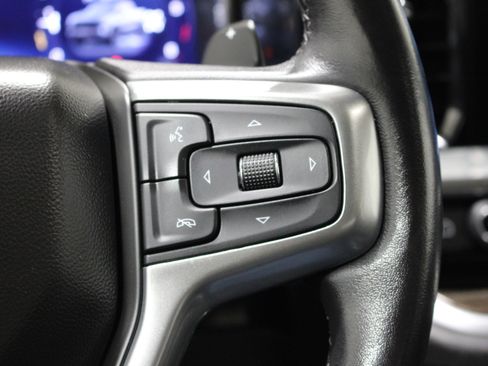 Used 2022 Chevrolet Silverado 1500 LT Trail Boss w/ Convenience Package II AWD/4WD image 12