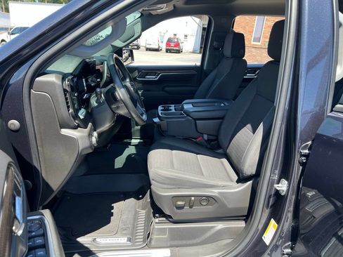 Used 2023 Chevrolet Silverado 1500 LT w/ Z71 Off-Road Package AWD/4WD image 14