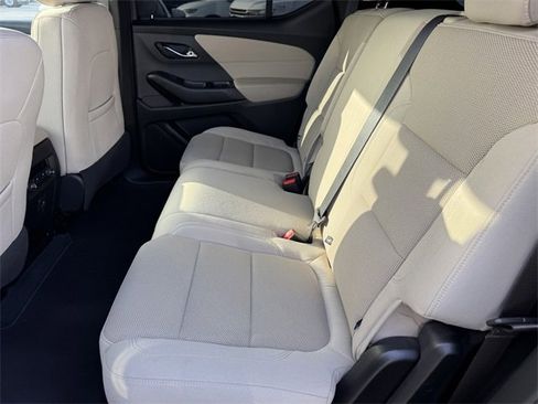 Certified 2022 Chevrolet Traverse LS image 8