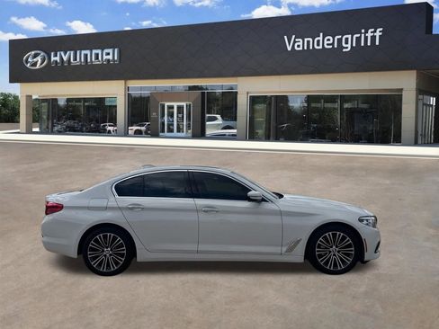 Used 2018 BMW 530i RWD image 17