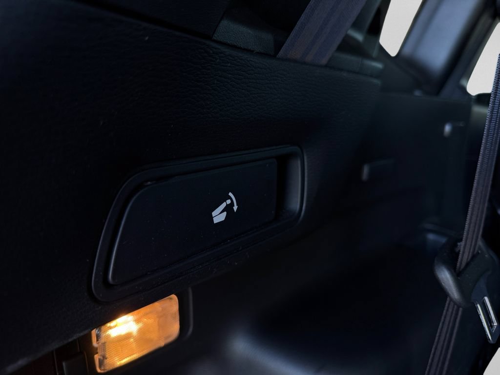 Used 2024 Mitsubishi Outlander SE FWD image 29