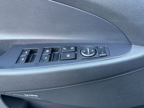 Certified 2021 Hyundai Tucson Sport w/ Cargo Package image 15