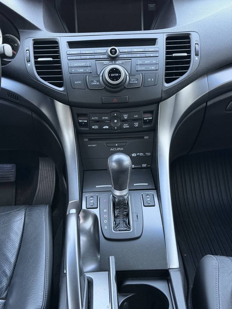 Used 2011 Acura TSX w/ Technology Package FWD image 11