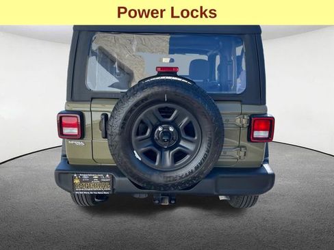 Used 2025 Jeep Wrangler Sport image 10