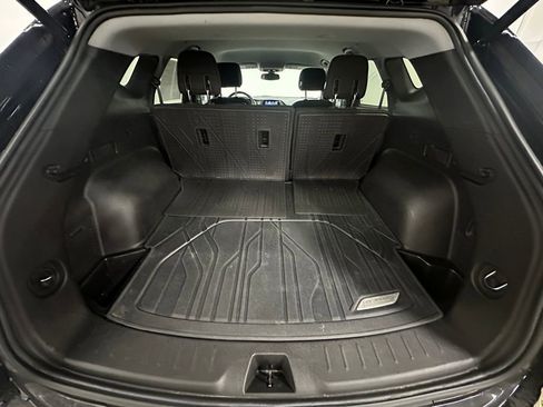 Used 2020 Chevrolet Blazer LT image 19