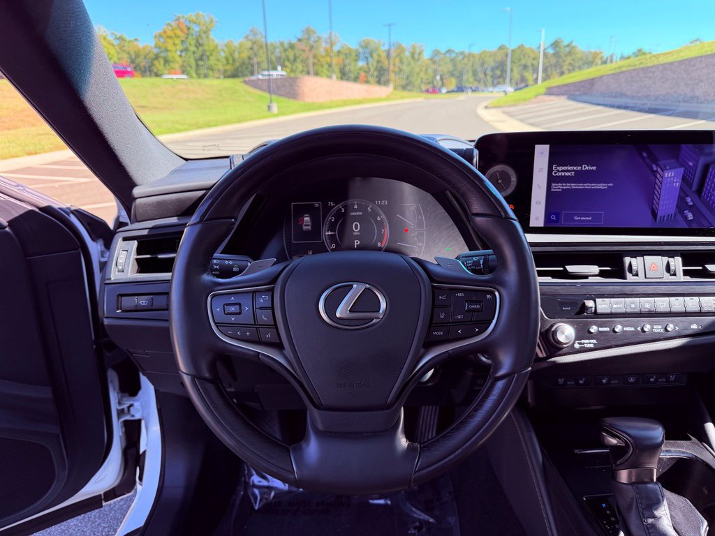 Certified 2024 Lexus ES 350 w/ Technology Package FWD image 20