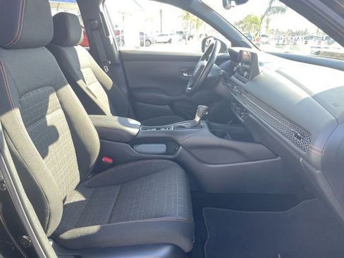 Used 2025 Honda HR-V Sport image 26