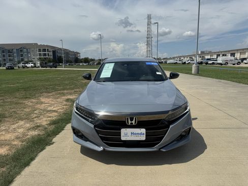 Certified 2022 Honda Accord Sport image 3