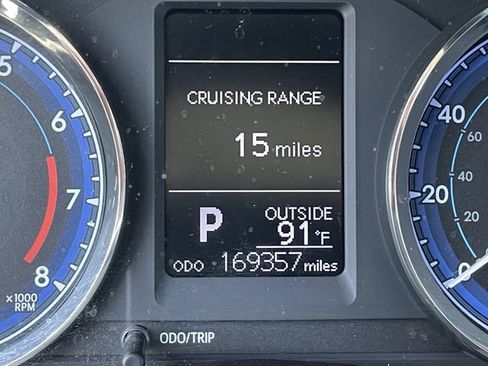 Used 2019 Toyota Corolla LE FWD image 12