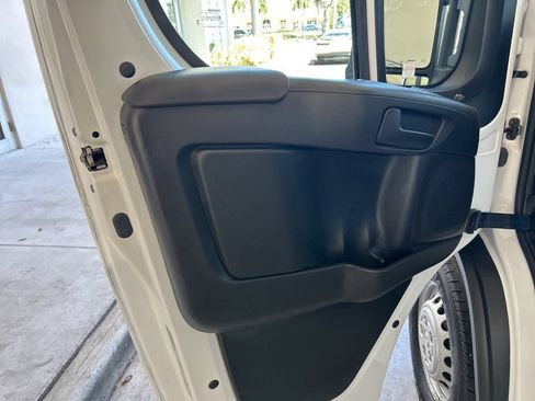 Used 2024 RAM ProMaster 3500 w/ Delivery Van Package FWD image 35