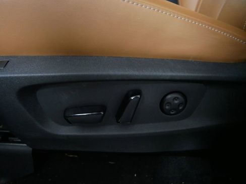 Certified 2025 INFINITI QX60 Sensory w/ Lighting Package (N94) image 17