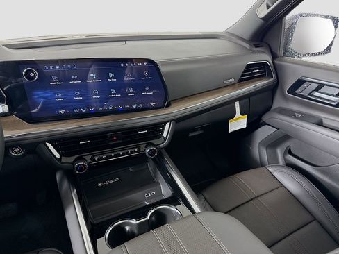 New 2026 Chevrolet Tahoe High Country AWD/4WD image 24