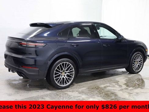 Certified 2023 Porsche Cayenne Platinum Edition image 9
