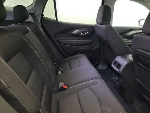 Used 2024 GMC Terrain SLE w/ Driver Convenience Package AWD/4WD image 18