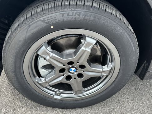 Used 2025 BMW X1 xDrive28i AWD/4WD image 12