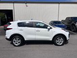 Used 2017 Kia Sportage LX image 4