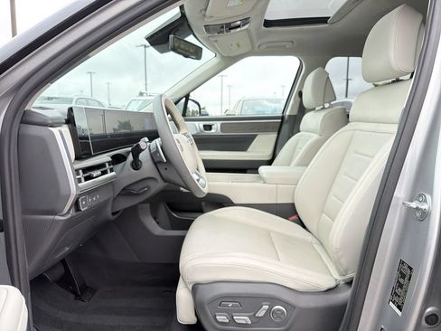 Used 2024 Hyundai Santa Fe Calligraphy AWD/4WD image 11