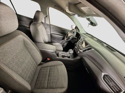 Used 2024 Chevrolet Equinox LT AWD/4WD image 19